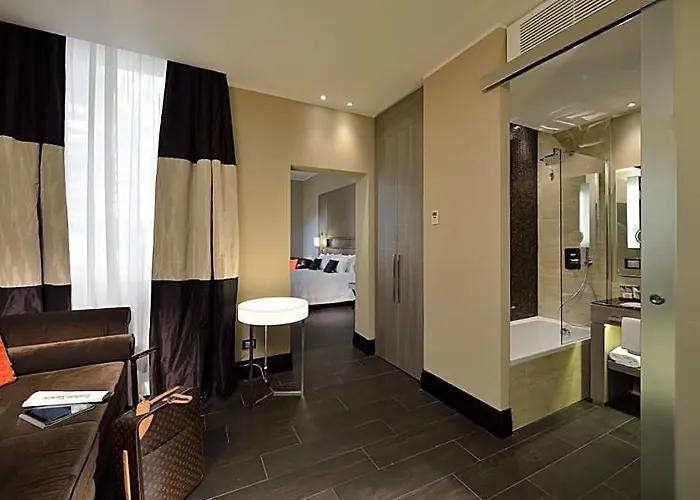 Life Hotel