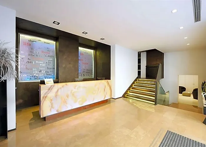 Life 4* Roma